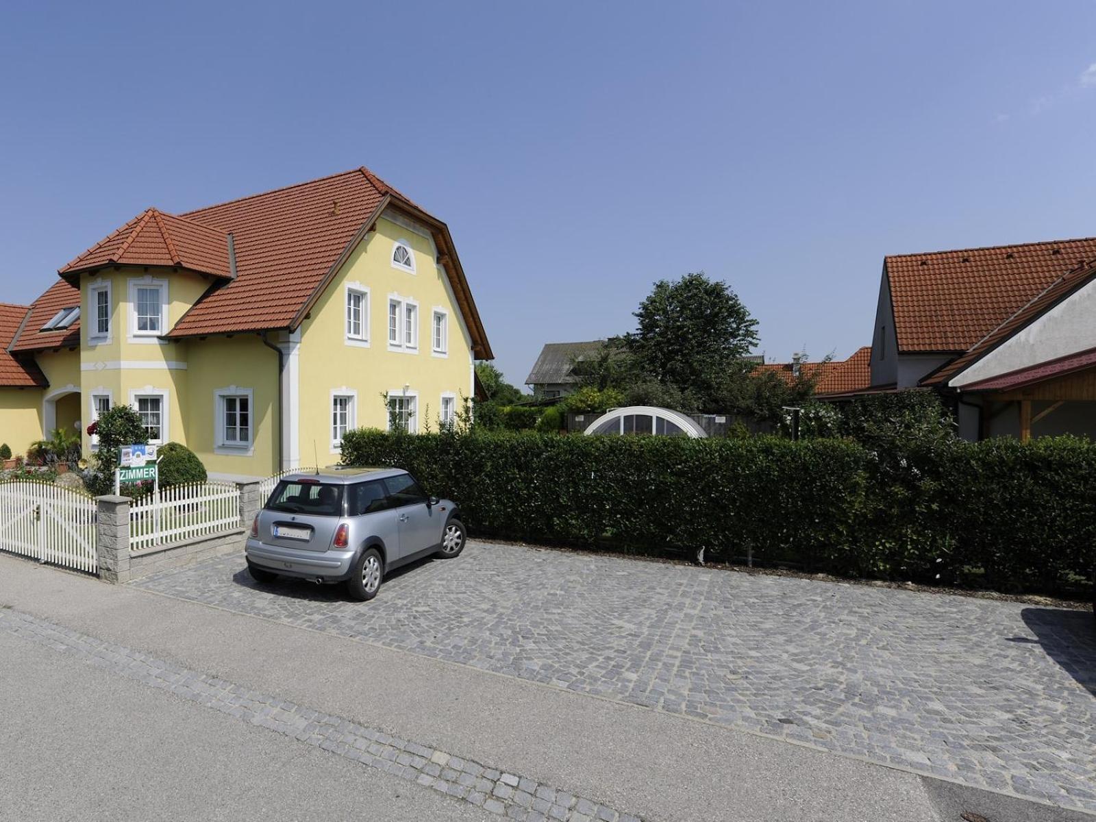 Gaestehaus Familie Trachsler Otel Rohrendorf bei Krems Dış mekan fotoğraf